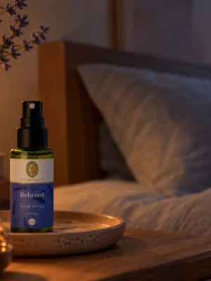 Brisa Relaxed de Primavera Life de 30 ml en un ambiente nocturno de descanso.