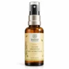 Aceite Síndrome Pre-Menstrual de Essential Therapeutics de 50 ml en frasco ámbar con atomizador plateado y etiqueta botánica color crema y verde.